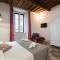 Keys of Italy - F7 - Fiesolana 24 - Santa Croce one bedroom flat for 2 or 3 guests