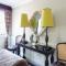 JOIVY Charming Nest for Two with Castle View