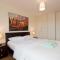 Foto: Spacious Dual-Aspect 2 Bedroom Apartment 12/13