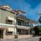 Electra Apartments & Studios
