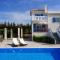Eglina Villas