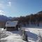 RIFUGIO AL LAGO DEL MORTIROLO in inverno raggiungibile solo a piedi