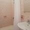 Room Novakovic