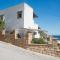 Captain Manos Studio Apartments
