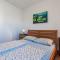 Adriano 2BR apartment with terrace - 扎达尔