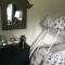 Scarlett Cabin Glan Gwna