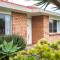 Foto: Contemporary and Spacious 3 Bedrooms in West Auckland 2/32