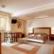 Avantis Suites Hotel