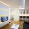 White Lux apartment