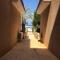 Kings Palace - fabulous pool-side 2 bed apartment