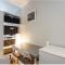 Shirley Apartments, Cozy Studio, Self Check in, 10 min Drive to City Centre, Walking to Redbridge Train Station