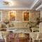 Sphendon Hotel