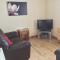 One-Bedroom Apartment - Wyvis Free Parking