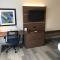 Holiday Inn Express Rochester-Victor, an IHG Hotel