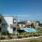 Efrilias Studios & Apartments