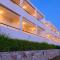 Junior Hotel