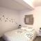 GregBnb - T2 Ancien et moderne - PARKING INCLUS - 15min Gare