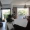 Beautiful Bungalow CBD