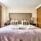 No.17 Serviced Apartment