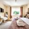 No.17 Serviced Apartment