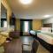 Hawthorn Extended Stay by Wyndham Saint Robert - Saint Robert