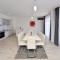 Sky Fort Apartments - Dobra Voda