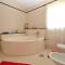 Holiday home Sverko