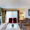 Brighton Condo #208