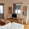 Foto: Seafront 3BR Apartment & Studios 3/64