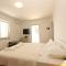 Apartment 1215