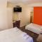 Gatwick Turret Guest House - Horley