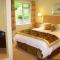 Lingwood Lodge