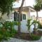 Manolis Farm Guest House - Aliko Beach