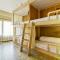 Hotel Forest Lake Backpackers Hostel