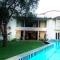 Artisan Villa