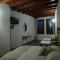 Manoleva House