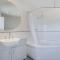 White Crystal Apartments