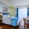 Tropical Hotel