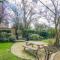 Jubilee Mansions 5* retreat - Peterborough