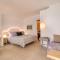 Santorini Secret Premium