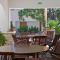 Ino Hotel & Suites
