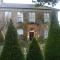 Holly Lodge
