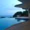 Monkey Flower Villas