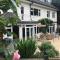 Wimbledon Tennis House with Hot Tub; 4 minute walk - Lontoo