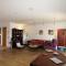 Foto: Exclusive 4 bedroom Bungalow 12/30