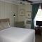 Maplewood Hotel
