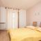 Sunny Apartment Valbandon