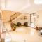 Maries Royale Hotel