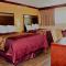 Americas Deluxe Inn- Marysville