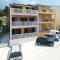 Sea View Luxury Apartments, ALA DA